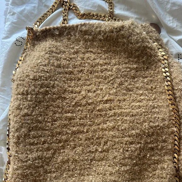 Stella McCartney Gold Chain Tan Shoulder Bag - Picture 10 of 16